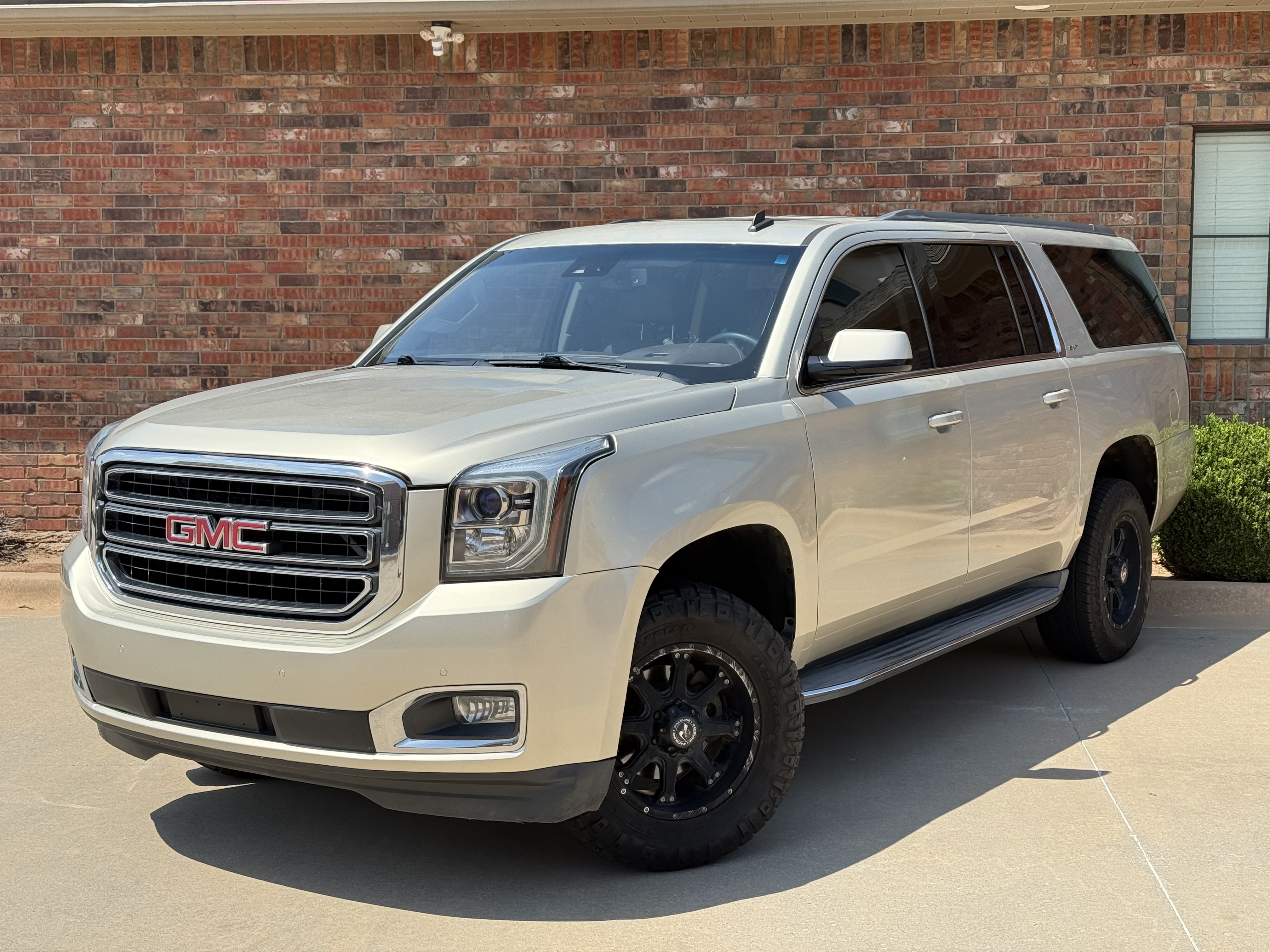 gmc yukon xl 2015 1GKS1HKC7FR135349 image gmc yukon xl 2015 1GKS1HKC7FR135349 image